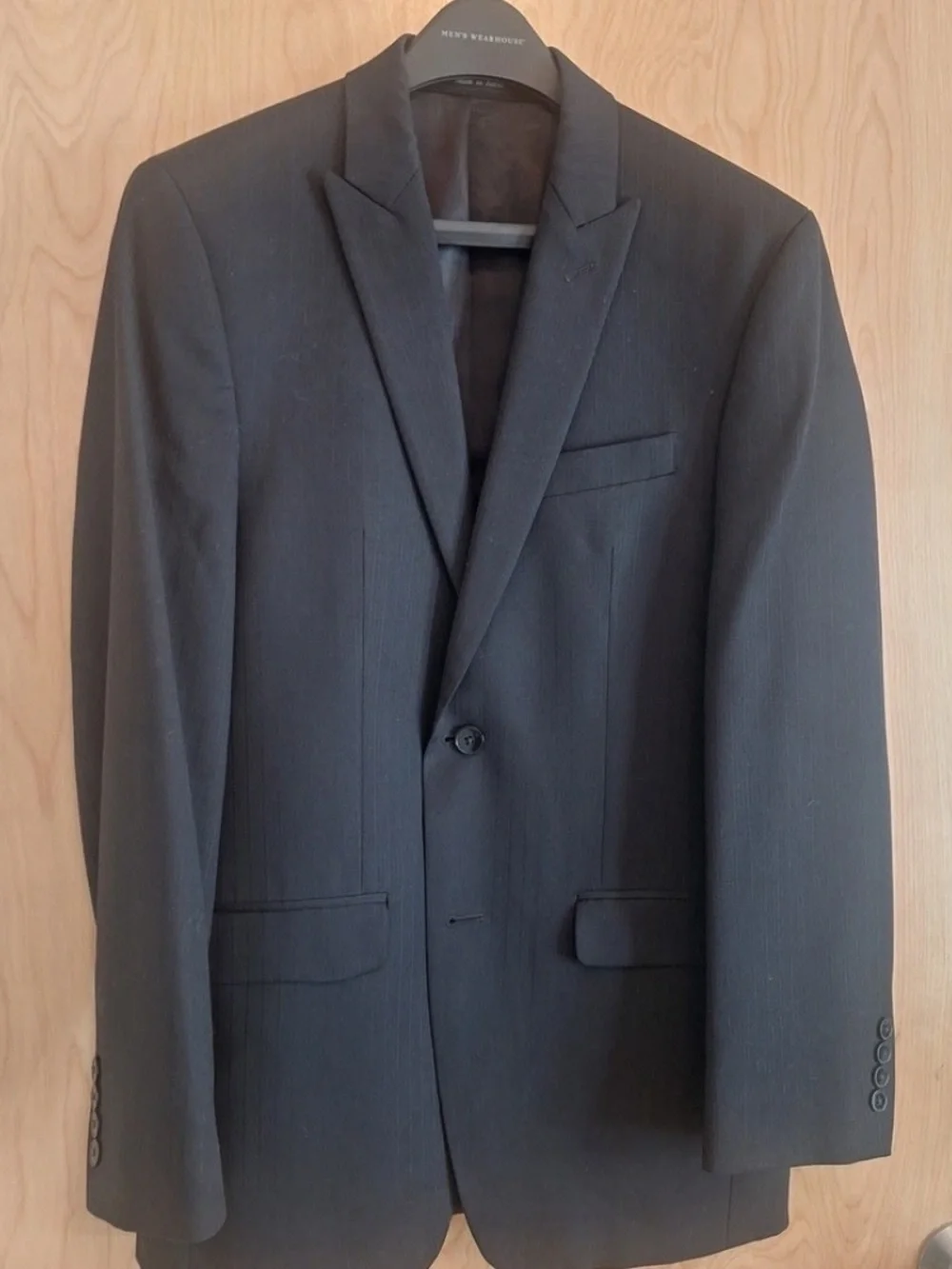 Calvin Klein Men's Classic Black Suit